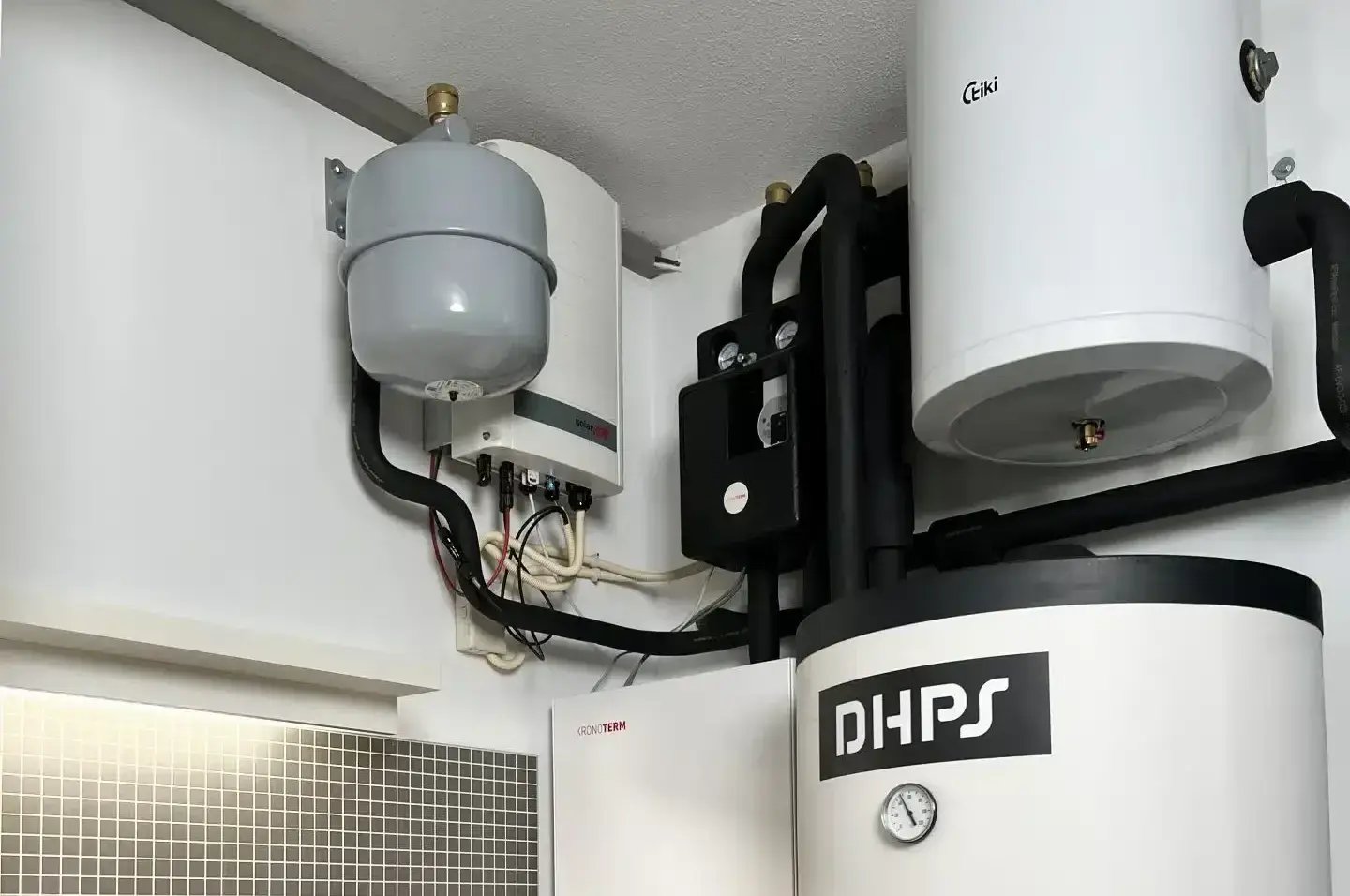 Kronoterm-Adapt-De-stilste-warmtepomp-van-Nederland-blog-DHPS-scaled-jpeg[1]